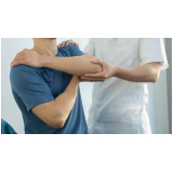clínica que faz fisioterapia para tratar o ombro VIANELO