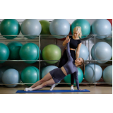 estudio de aulas de pilates com fisioterapeuta ELOY CHAVES